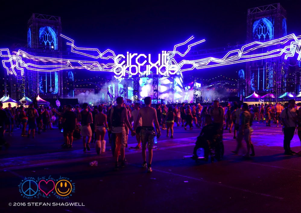 EDC Las Vegas 2016 Circuit Grounds Gay Men Holding Hands