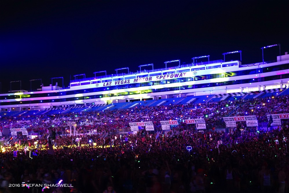 EDC Las Vegas 2016 Cosmic-Meadow Las Vegas Motor Speedway