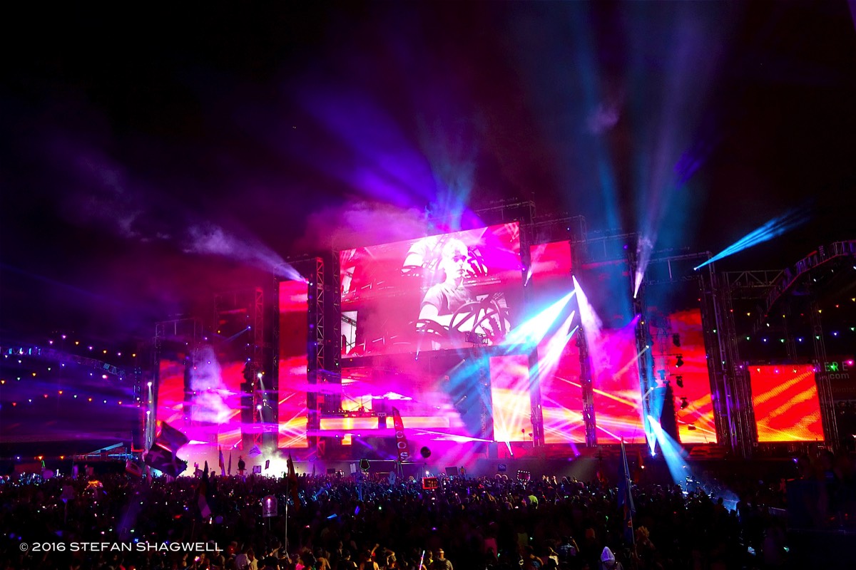 EDC Las Vegas 2016 Circuit Grounds Martin Garrix